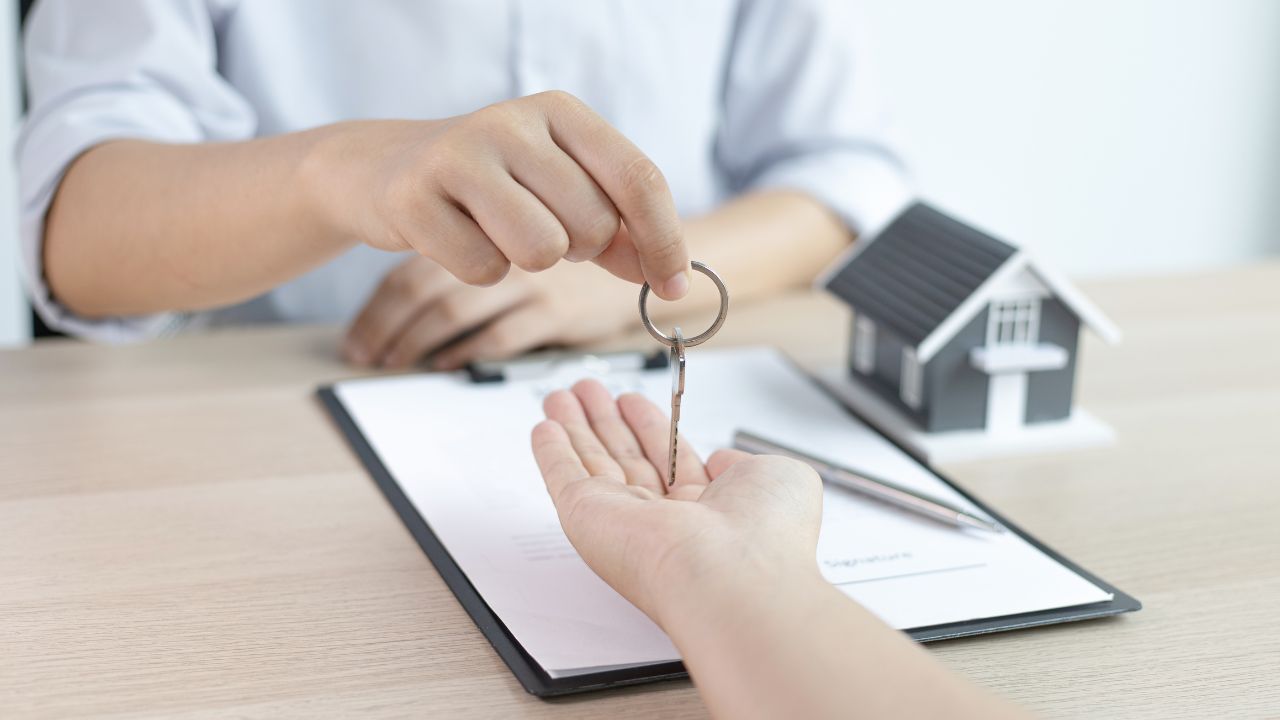 Guide to Making a Solid Lease Agreement For Your Rental Property